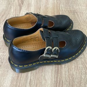 Dr Martens 8065 Mary Jane - Women Size 6